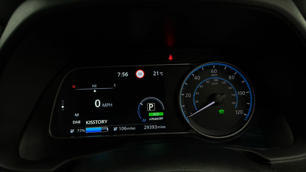 Nissan Leaf Nissan Leaf 110Kw N-connecta 39Kwh Blue #24