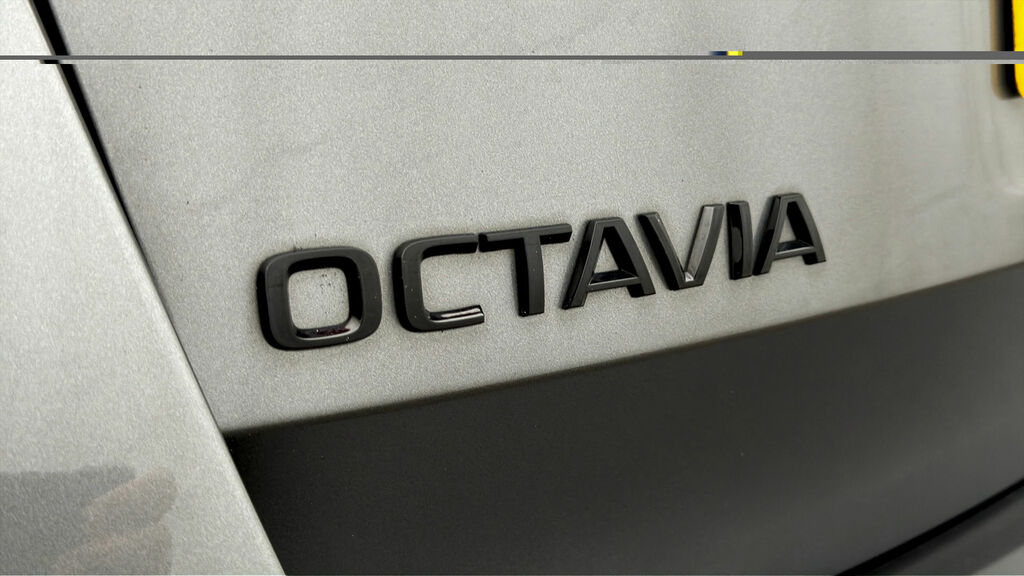 Skoda Octavia Octavia 2.0 Tdi 116Ps Se Technology Estate Lez White #20