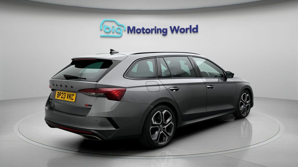 Skoda Octavia Octavia 2.0 Tdi 116Ps Se Technology Estate Lez White #7