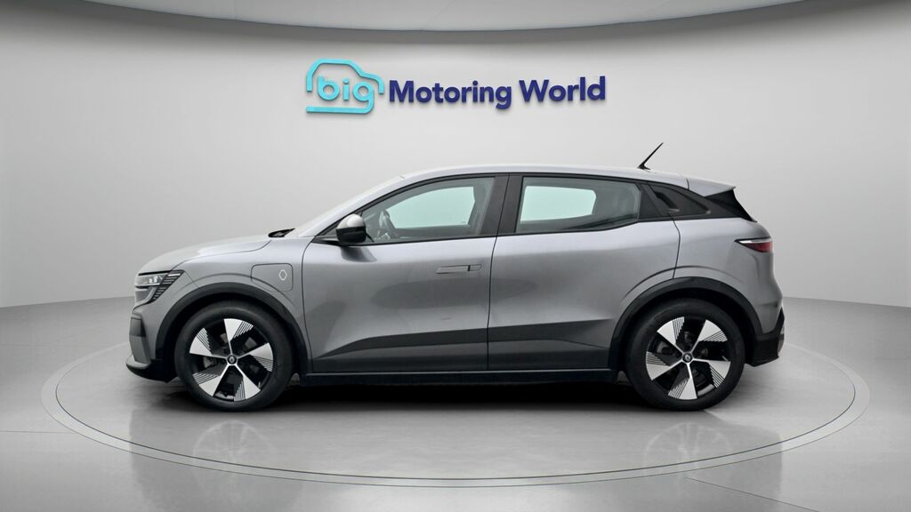 Renault Megane E-Tech Equilibre Grey #4