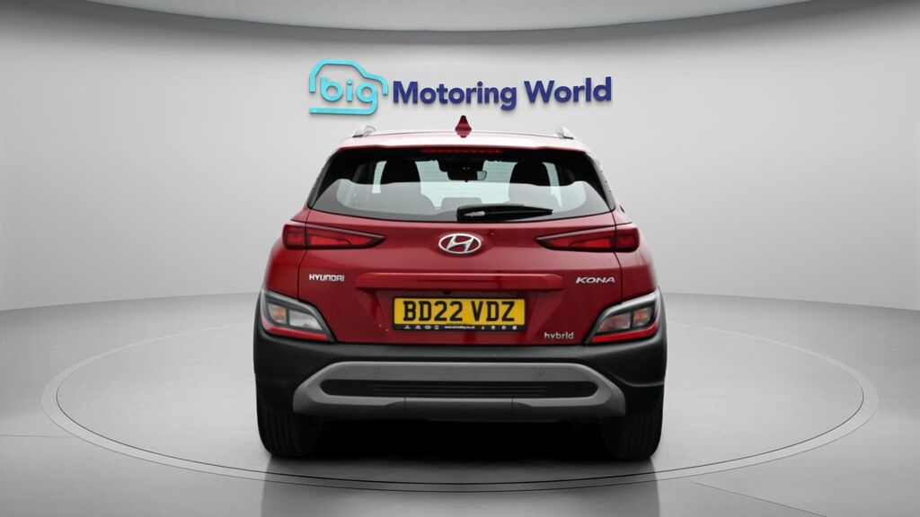 Hyundai Kona Se Connect Red #6