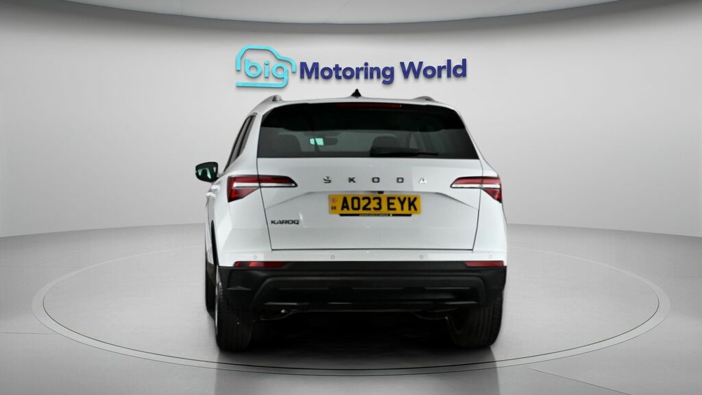 Skoda Karoq Se L AO23EYK White #6