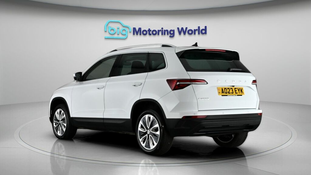 Skoda Karoq Se L AO23EYK White #5