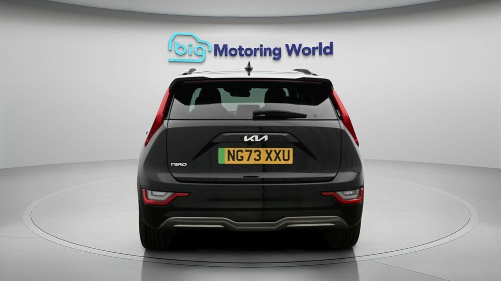 Kia Niro 4 Black #6