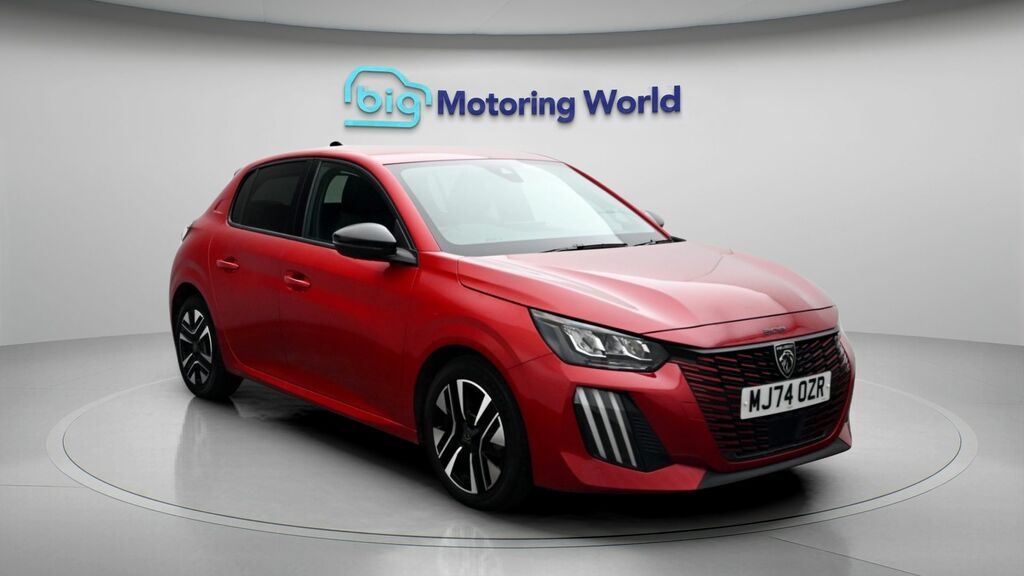 Peugeot 208 Allure Red