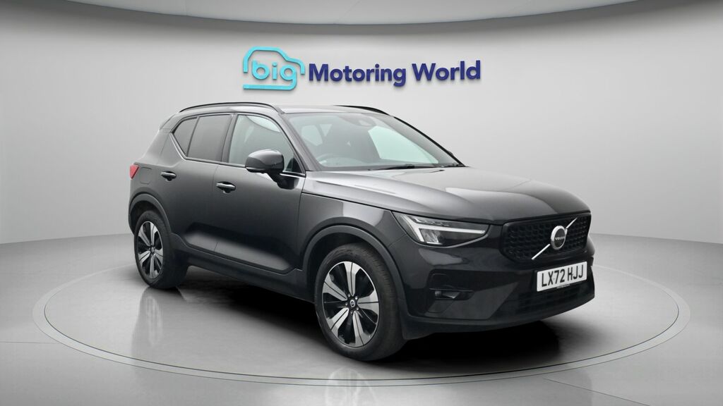 Volvo XC40 Ultimate Dark Black