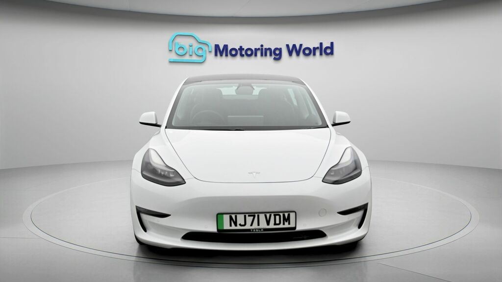 Tesla Model 3 Performance White #2