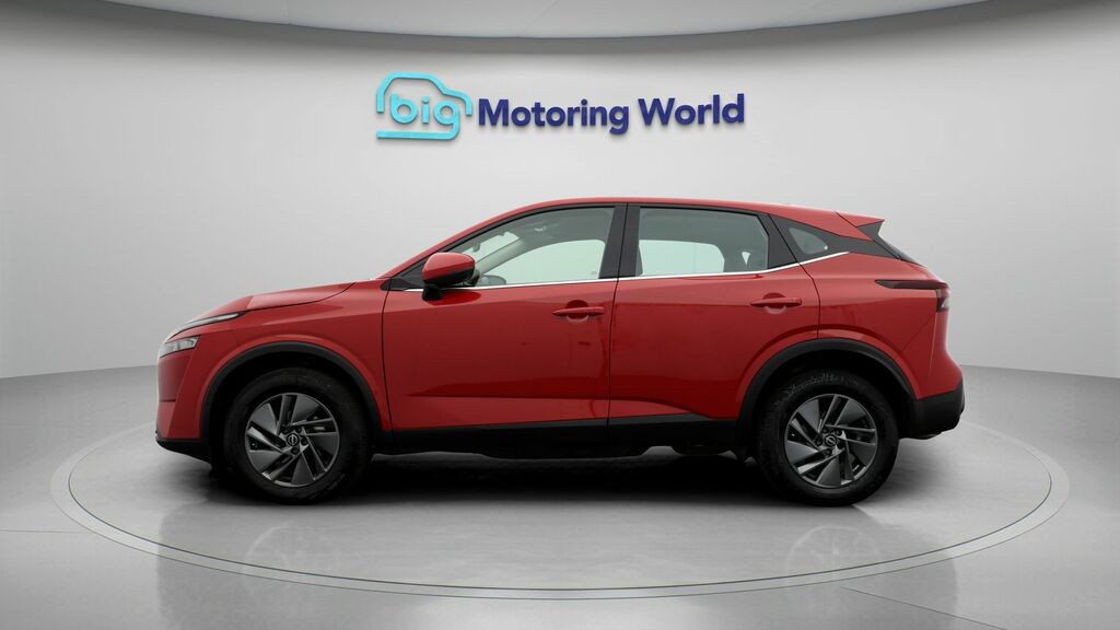 Nissan Qashqai Acenta Premium BW23NFU Red #4