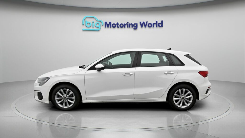 Audi A3 Technik White #4