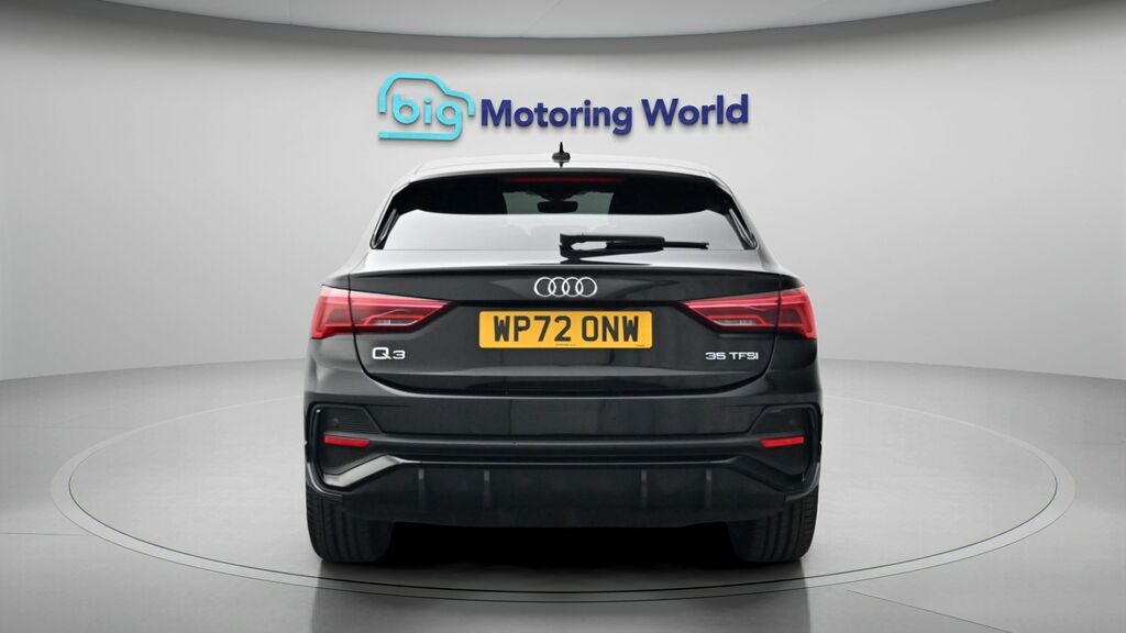 Audi Q3 Black Edition WP72ONW Black #6