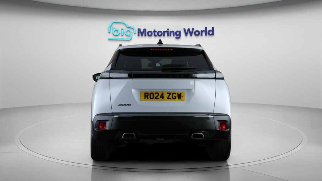 Peugeot 2008 Allure White #6