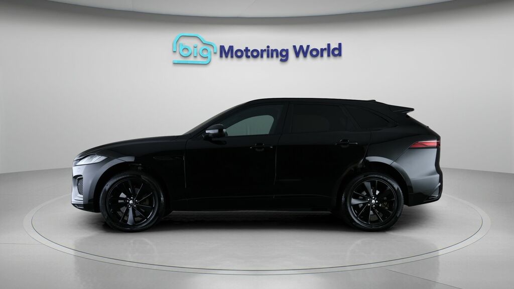 Jaguar F-Pace R-dynamic Se Black Black #4