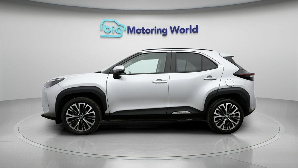 Toyota Yaris Cross Excel Silver #4
