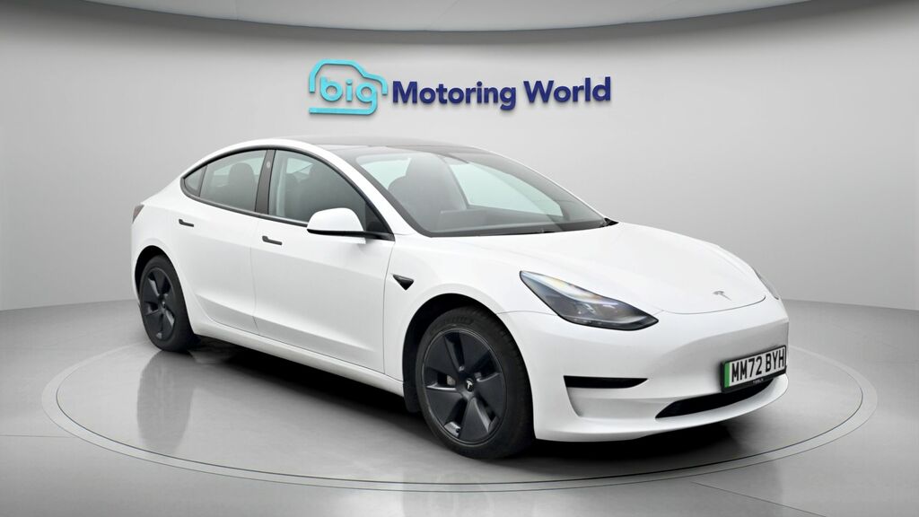 Tesla Model 3 3 Model 3 Rwd White