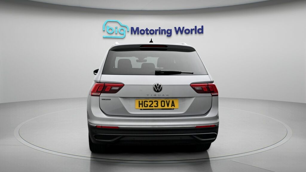 Volkswagen Tiguan Allspace Life Silver #6