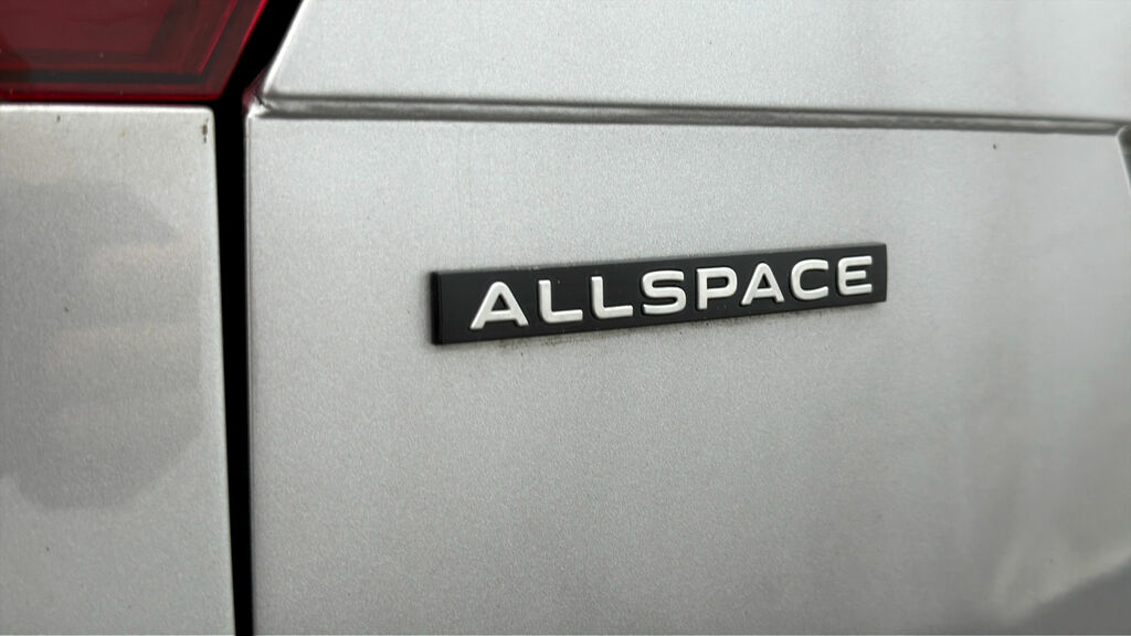 Volkswagen Tiguan Allspace 2.0 Tdi 4Motion Elegance Dsg Red #19