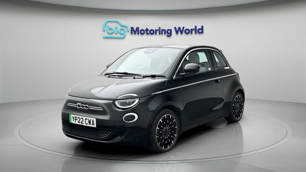Fiat 500E La Prima Black #3