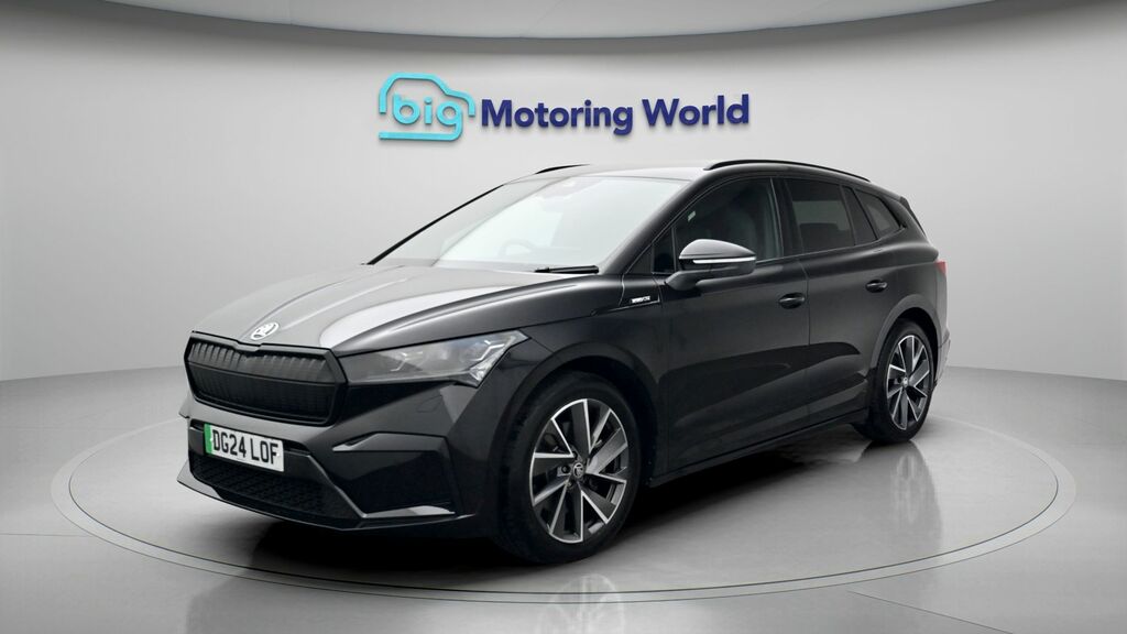 Skoda ENYAQ 85X Sportline Plus Black #3