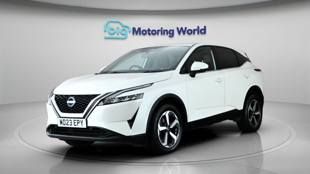 Nissan Qashqai N-connecta MD23EPY White #3