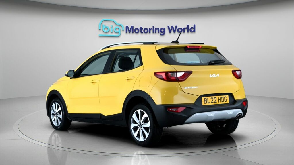 Kia Stonic 2 Yellow #5