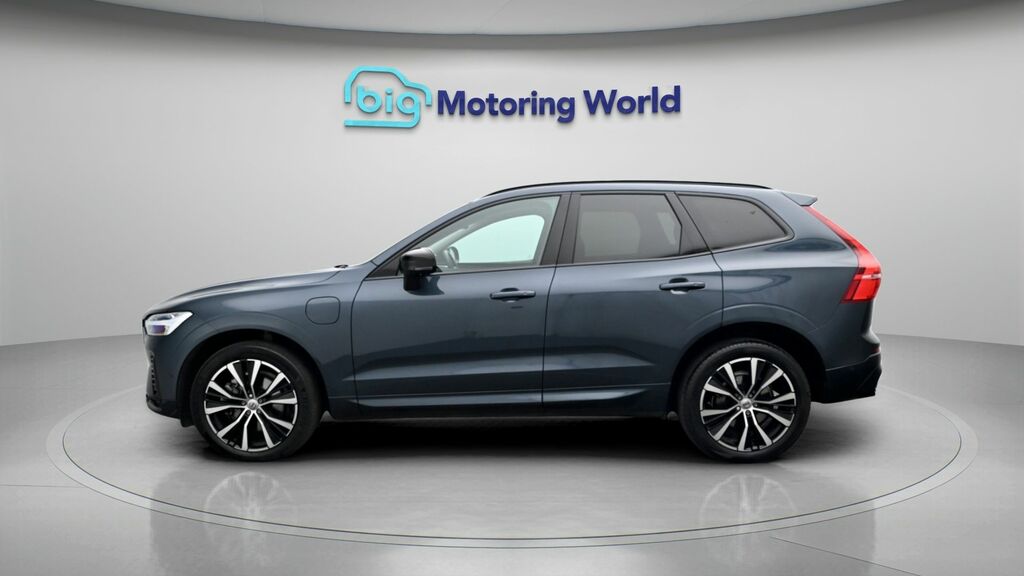 Volvo XC60 Ultimate Dark Blue #4