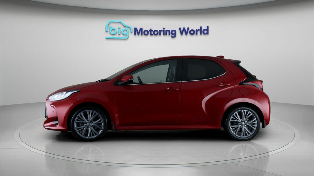 Toyota Yaris Excel Red #4