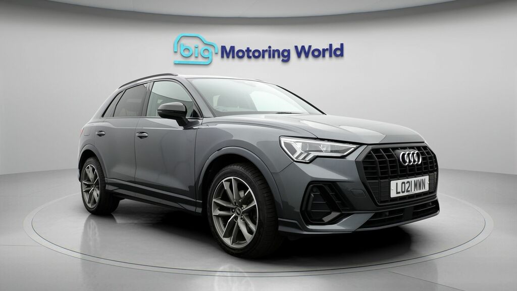 Audi Q3 Black Edition Grey