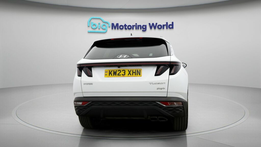 Hyundai Tucson Premium KW23XHN White #6