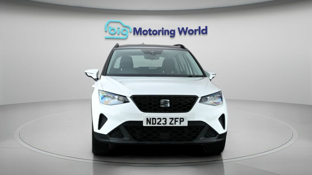 Seat Arona Se White #2