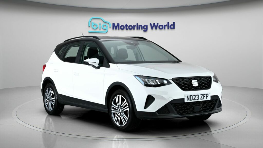 Seat Arona Se White