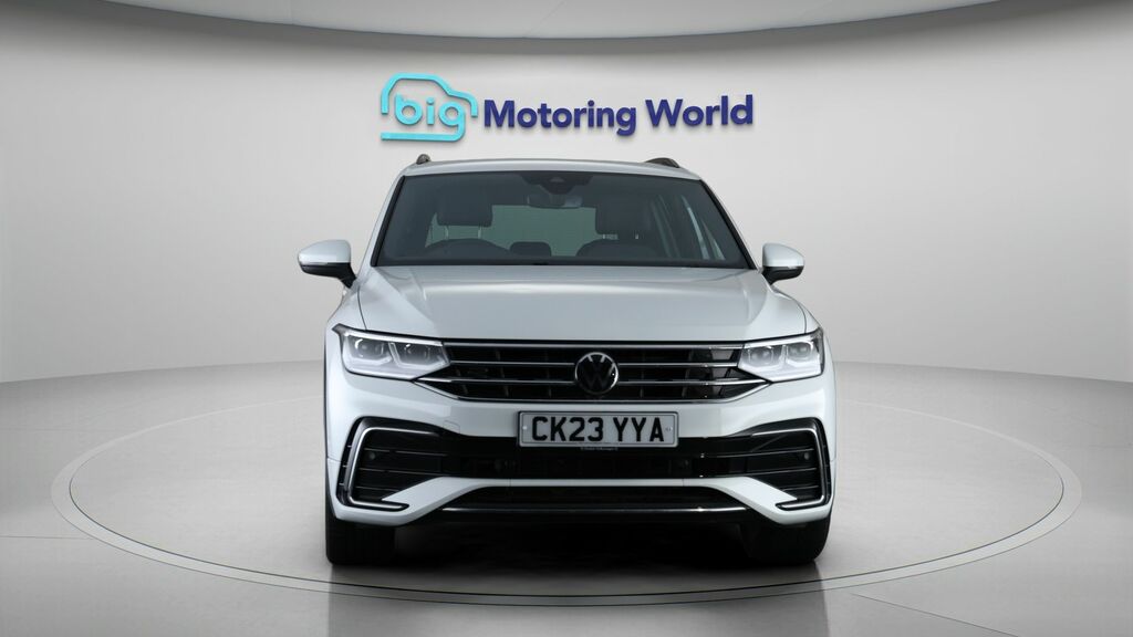 Volkswagen Tiguan R-line White #2