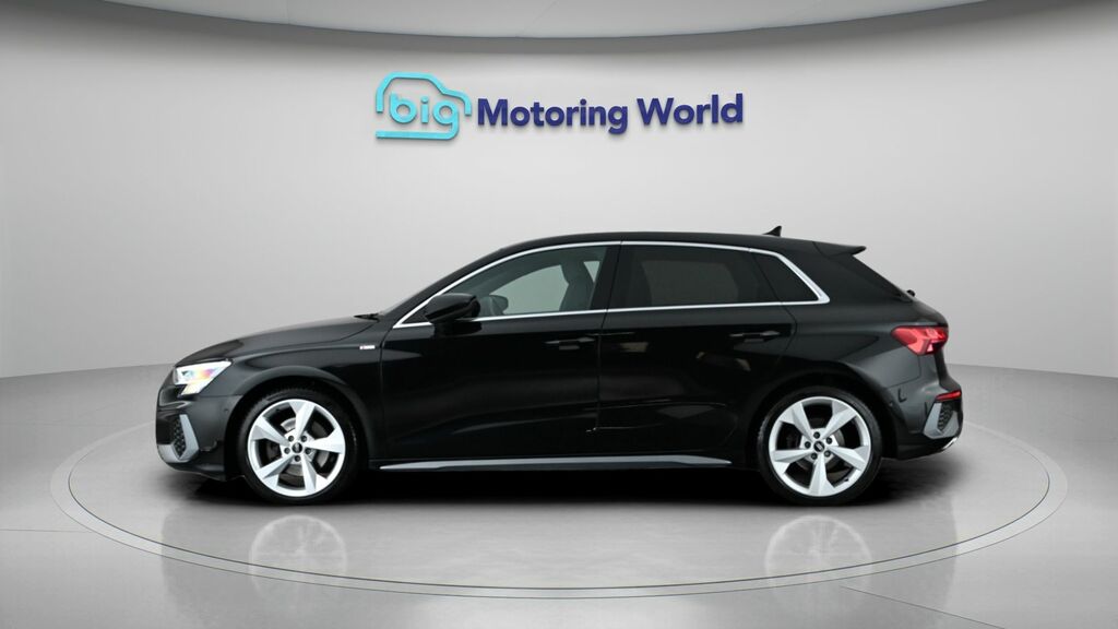 Audi A3 S Line LS21TNU Black #4