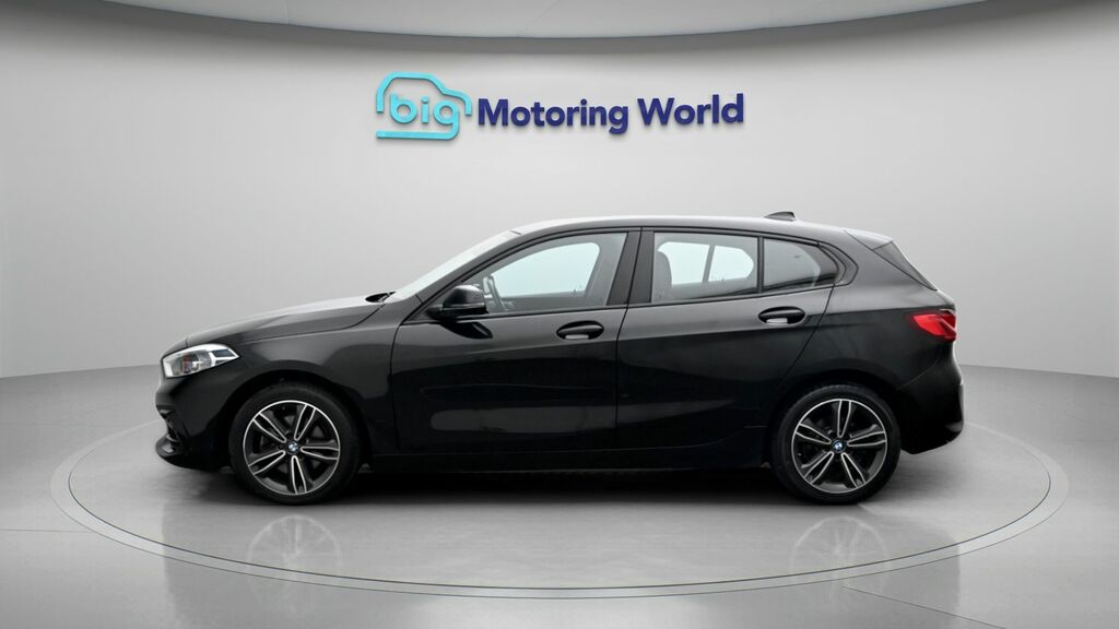 BMW 1 Series Sport Black #4