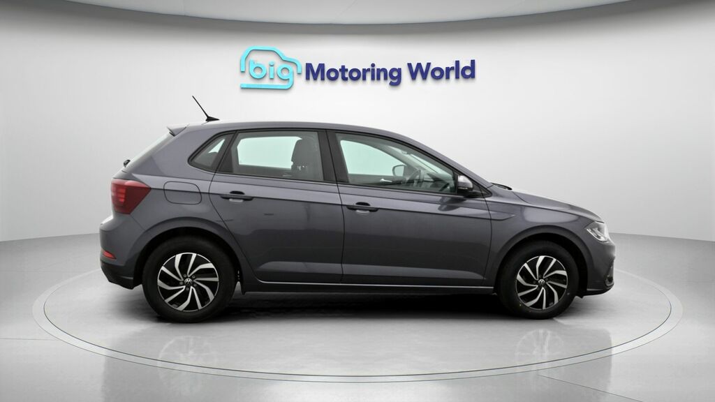 Volkswagen Polo 1.0 Tsi 110 R-line Dsg Grey #8