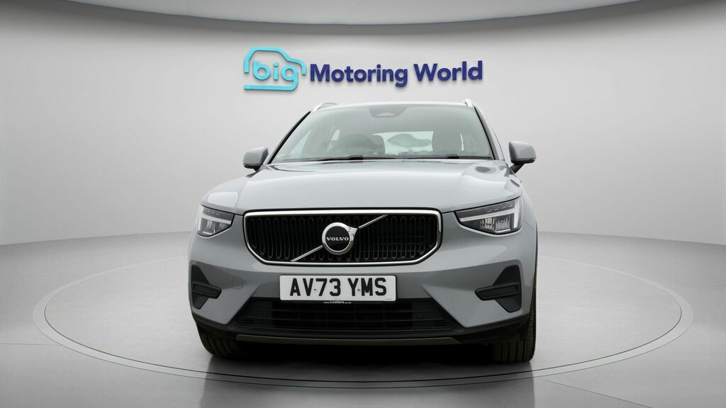 Volvo XC40 Core Grey #2