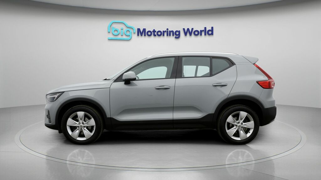 Volvo XC40 Core Grey #4