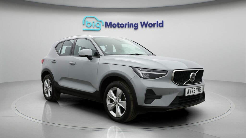 Volvo XC40 Core Grey