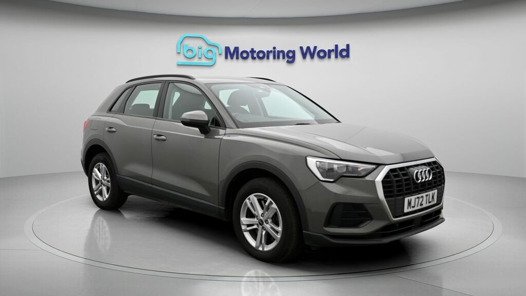 Audi Q3 Technik Grey