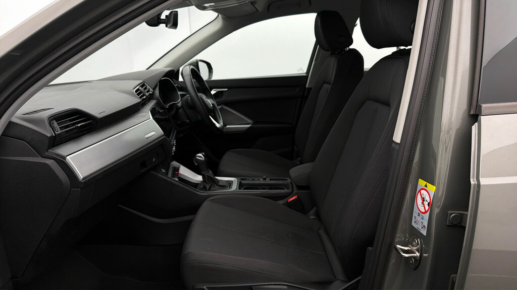 Audi Q3 Audi Q3 Sportback S Line 35 Tfsi 150 Ps S Tronic Black #13
