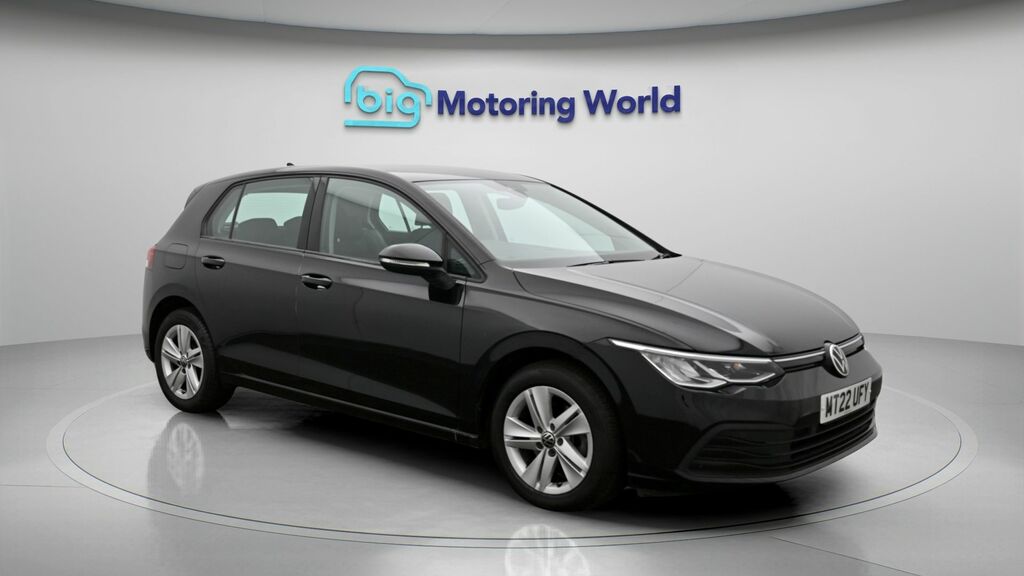 Volkswagen Golf Life Black