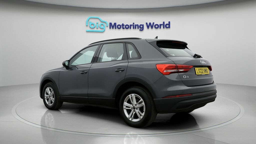 Audi Q3 Technik Grey #5
