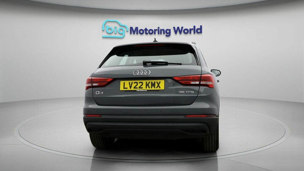 Audi Q3 Technik Grey #6