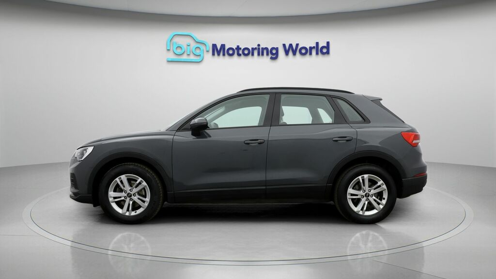 Audi Q3 Technik Grey #4