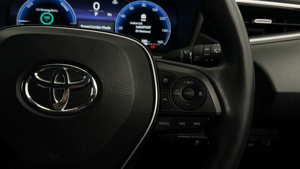 Toyota Corolla 2.0 Hybrid Gr Sport Cvt White #23