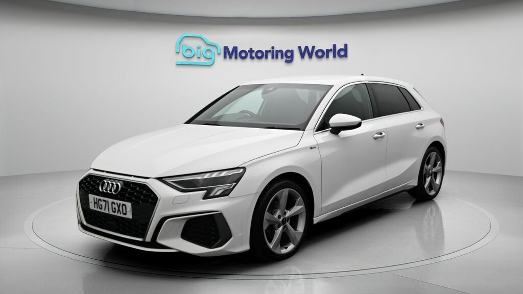 Audi A3 S Line HG71GXO White #3