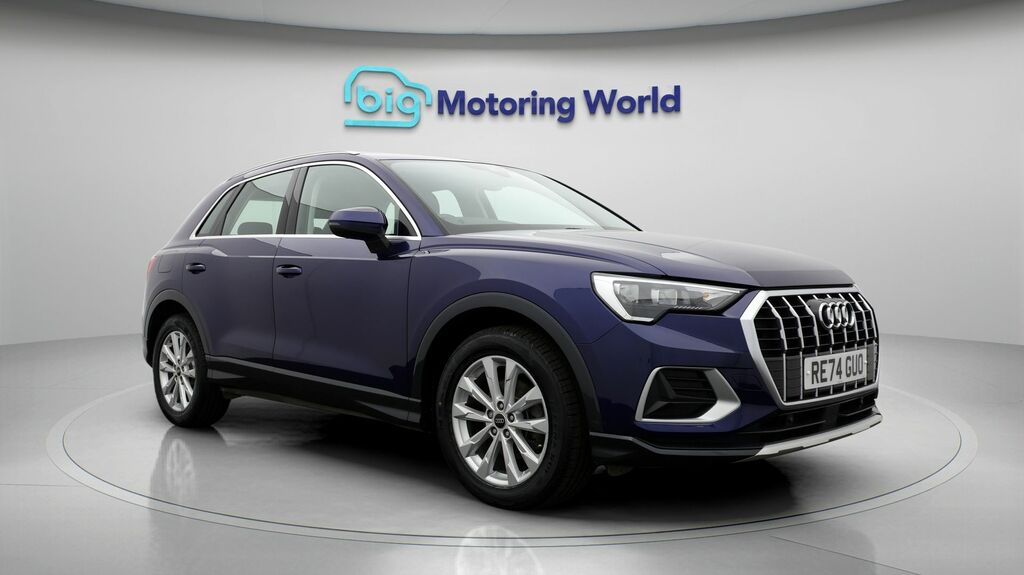 Audi Q3 Sport Blue