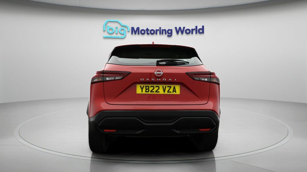 Nissan Qashqai Visia Red #6