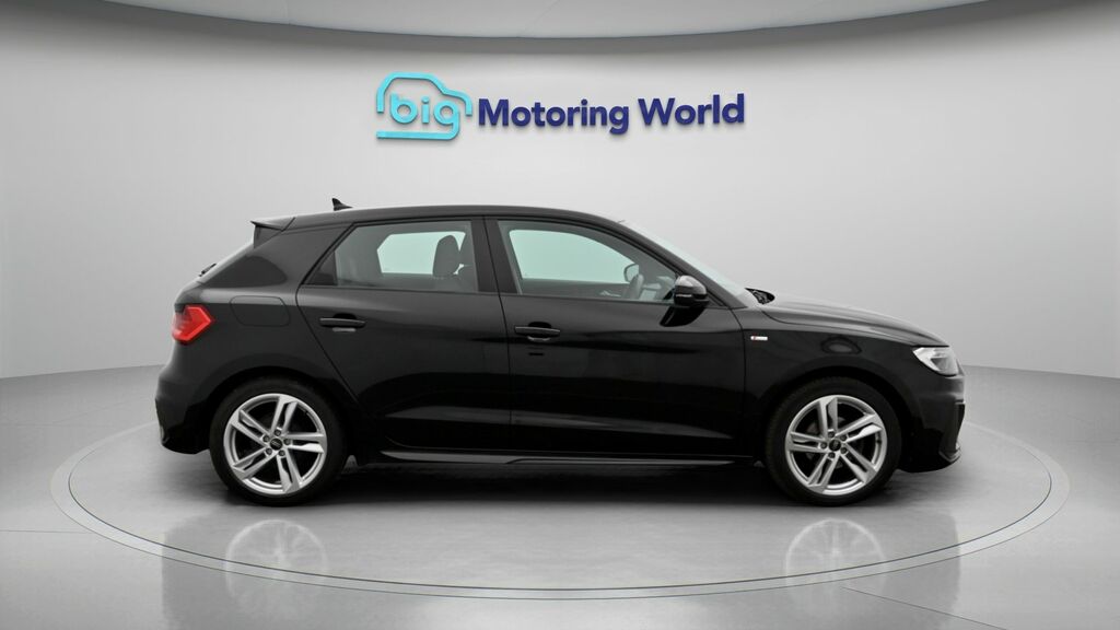 Audi A1 1.0 Tfsi 30 Sport Sportback Euro Black #8