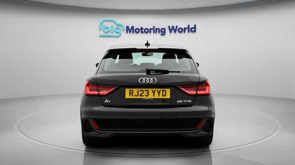 Audi A1 S Line Black #6