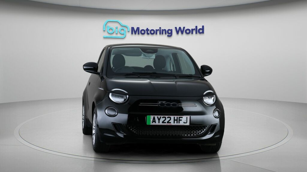 Fiat 500E Action Black #2